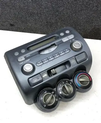 Honda Jazz Radio/CD/DVD/GPS head unit 69101470
