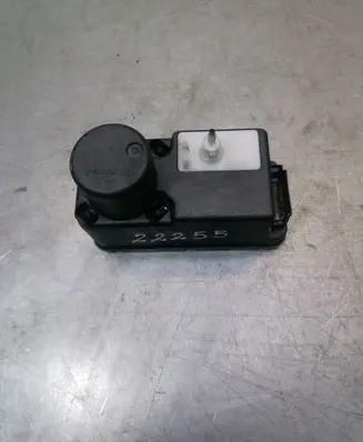 Volkswagen PASSAT B4 Door central lock control unit/module 1H0962257G