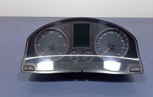 Volkswagen Golf Plus Speedometer (instrument cluster) 1K0920874B