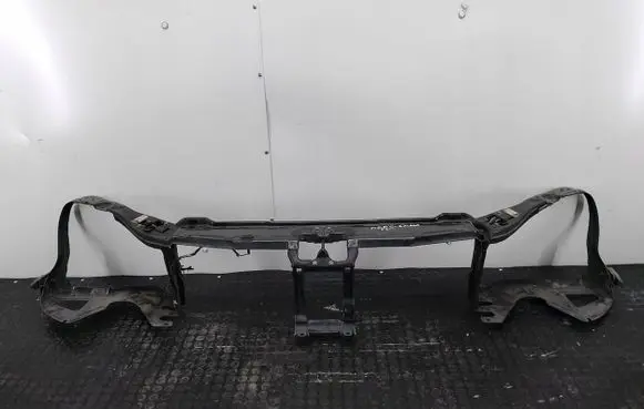Mercedes-Benz S W220 Radiator support slam panel
