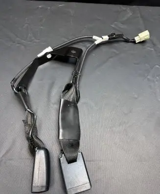 Toyota Hilux (AN120, AN130) Middle seatbelt buckle (rear) 629926200B 629940900 733800K400