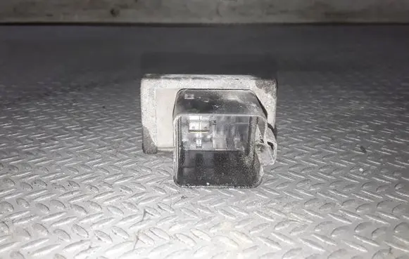 Opel Movano A Glow plug pre-heat relay 7700115078