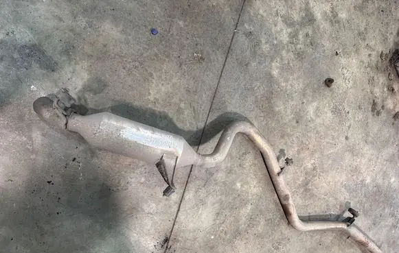 Toyota Avensis T270 Muffler/silencer 