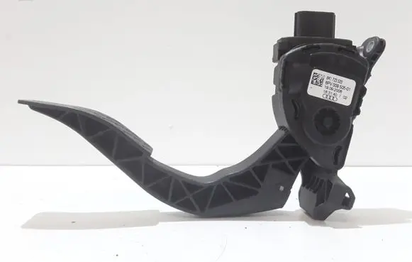 Audi A4 S4 B8 8K Accelerator throttle pedal 8K1723523
