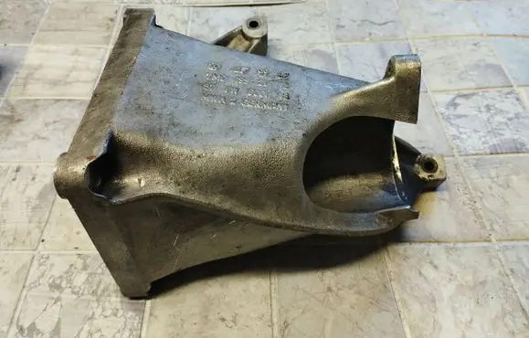 Ford Galaxy Driveshaft support bearing bracket 7M0199207B
