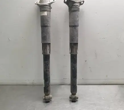 Volkswagen Golf VII Rear shock absorber/damper 5Q0513423