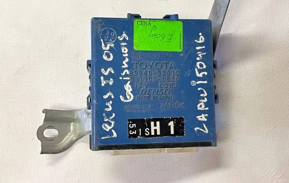 Lexus IS 200-300 Light module LCM 8994053010