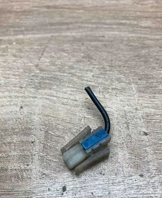 BMW 3 E36 Plug wire 1378461