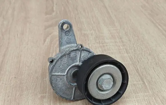 Audi A6 S6 C7 4G Generator/alternator belt tensioner 04L903315B