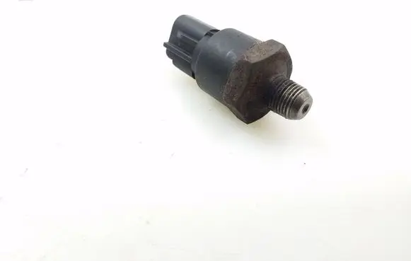 Toyota Corolla E120 E130 Sensor 8353028020