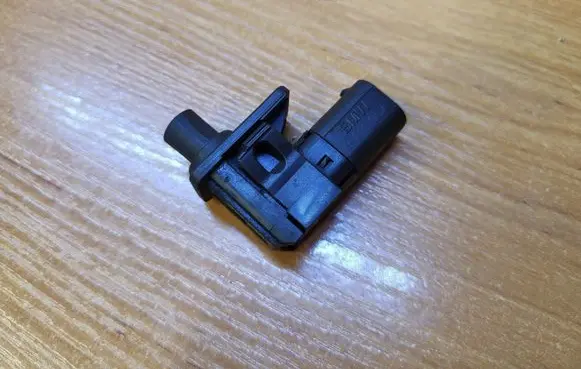 BMW 3 E92 E93 Bonnet alarm switch sensor 9119052