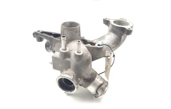 Thermostat/thermostat housing