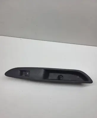 Opel Mokka Electric window control switch 95025524 20191028