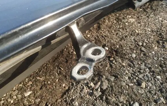 Ford Kuga I Rear door lower hinge
