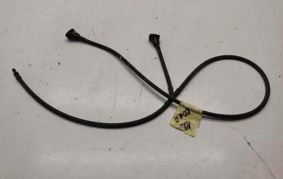 Hyundai Kona I Windshield washer spray nozzle 