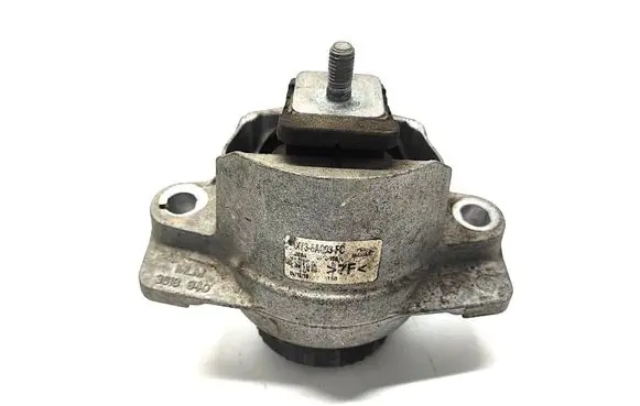 Jaguar XF X250 Engine mount bracket GX736A003FC