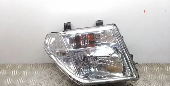 Nissan Navara D40 Headlight/headlamp 26010EB30A