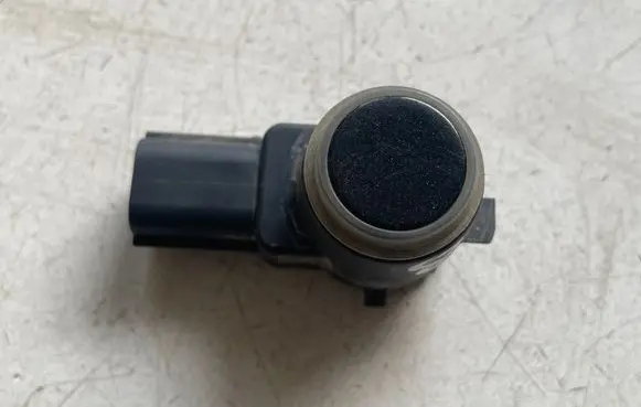 Opel Zafira C Parking PDC sensor 13300764