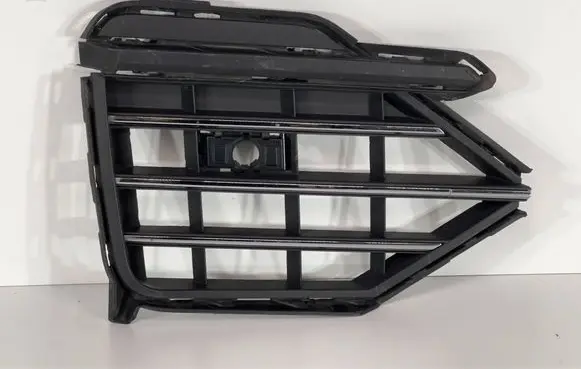 Volkswagen Touareg III Front fog light trim/grill 760853665B 421327154