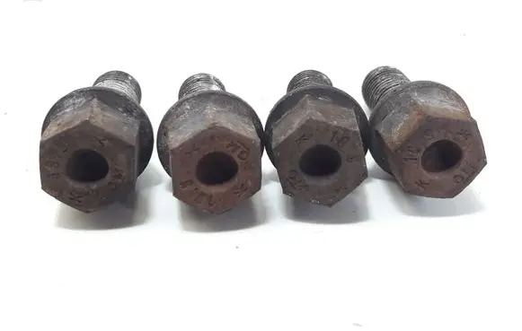 Suzuki SX4 Nuts/bolts 
