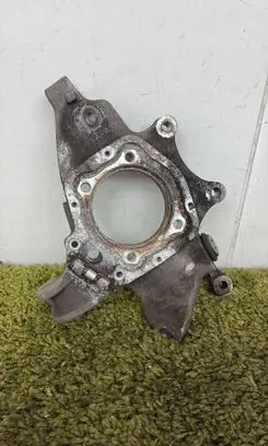 Mercedes-Benz S W221 Rear wheel hub 2210705