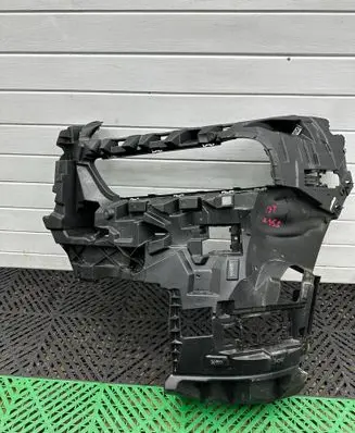 BMW 7 G70 Front bumper mounting bracket 9881249