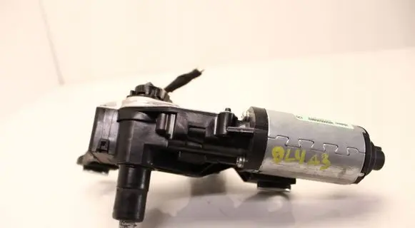 Audi A3 S3 8P Rear window wiper motor 