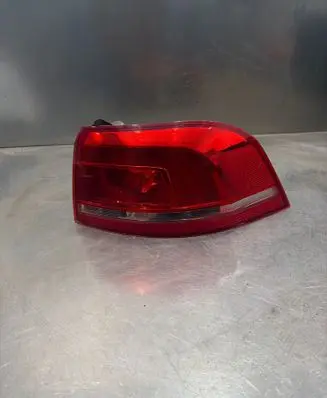 Volkswagen PASSAT B7 Rear/tail lights 3AF945096C E12990 605002