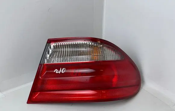 Mercedes-Benz E W210 Rear/tail lights A2108203464