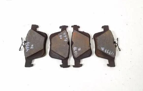 Volkswagen T-Roc Brake pads (rear) 5Q0698451AE
