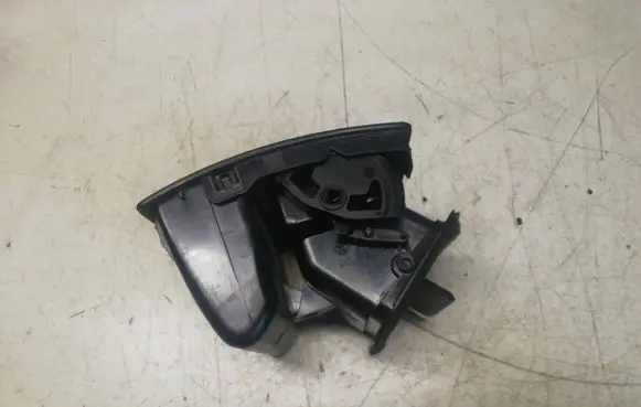 Volkswagen Transporter - Caravelle T5 Dash center air vent grill 7H1810203C
