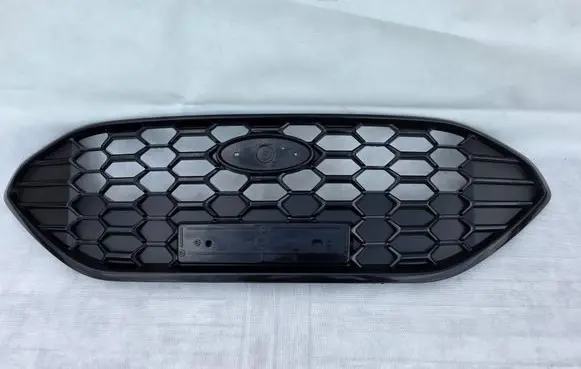 Ford Focus Front bumper upper radiator grill NX7B-8200-T SPNX7B-8200-T