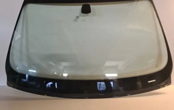 BMW 3 E90 E91 Front windscreen/windshield window 43R001586 E000201 AS1M1244DOT682