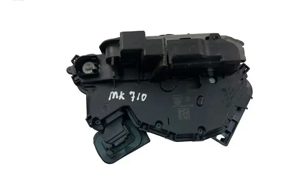 Volkswagen Golf VII Coupe door lock (next to the handle) 5TB837015E