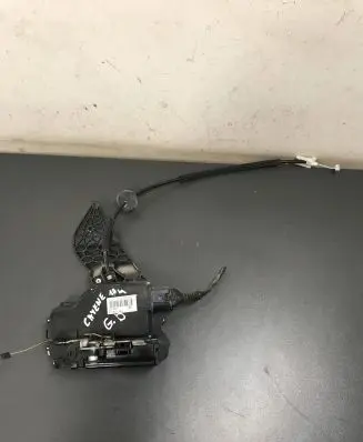 Porsche Cayenne (9PA) Rear door lock 7L0839016D 991610300 1120065