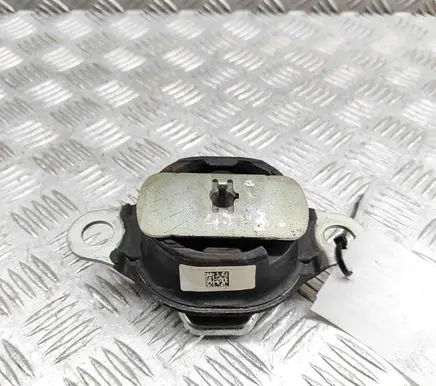 Fiat 500 Engine mount bracket 52109109