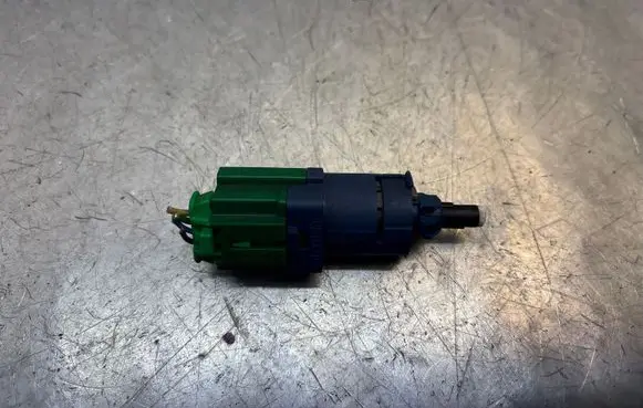 Peugeot 508 Brake pedal sensor switch 9805089880
