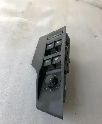 Seat Arona Electric window control switch 5g0959857f