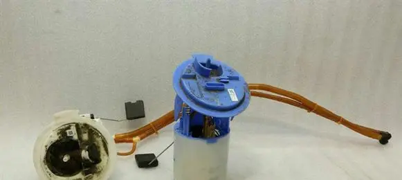 Mercedes-Benz CLS C218 X218 In-tank fuel pump A2184700094