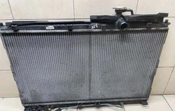 Hyundai Santa Fe Coolant radiator