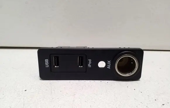 USB socket connector