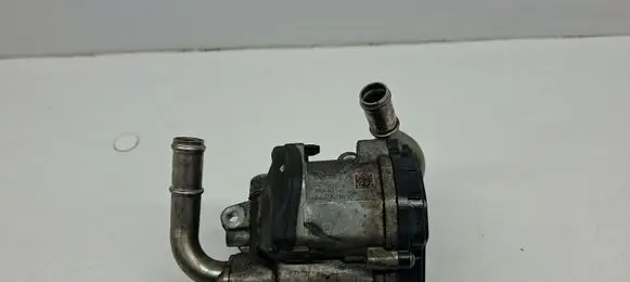 Skoda Superb B8 (3V) EGR valve 04L131501R