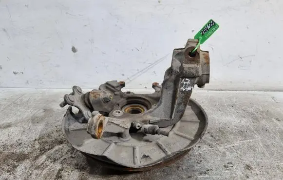 Volkswagen Golf VI Front wheel hub spindle knuckle 1K0256T
