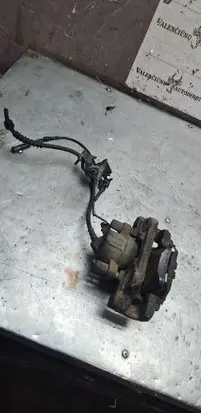 BMW 4 F36 Gran coupe Front brake caliper W09209