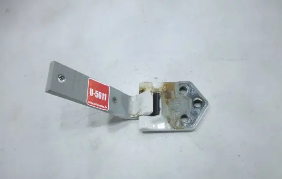 Volkswagen Caddy Rear door lower hinge 2K5827151