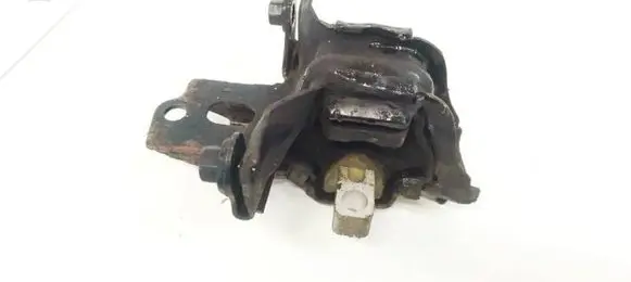 Skoda Fabia Mk2 (5J) Engine mount bracket