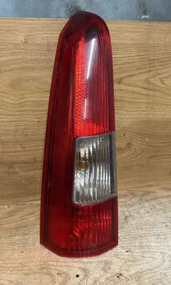 Volvo V70 Rear/tail lights 9154493