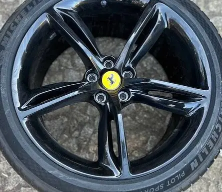 Ferrari 296 GTB R20 alloy rim 976807