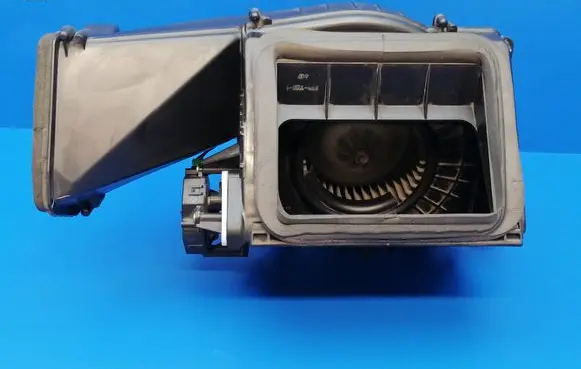 Cadillac CTS Heater fan/blower 25687481 AA1172000232 4993002141