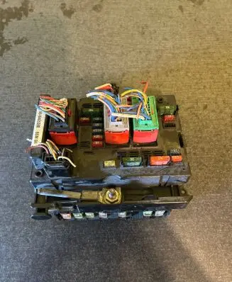 Peugeot 206 CC Fuse box set 9646405380 22870488 BSMB4